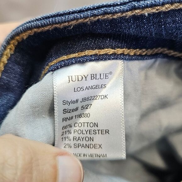 Judy Blue Relaxed Fit Shark Bite Hem Jeans Size 5/27 - Picture 5 of 6